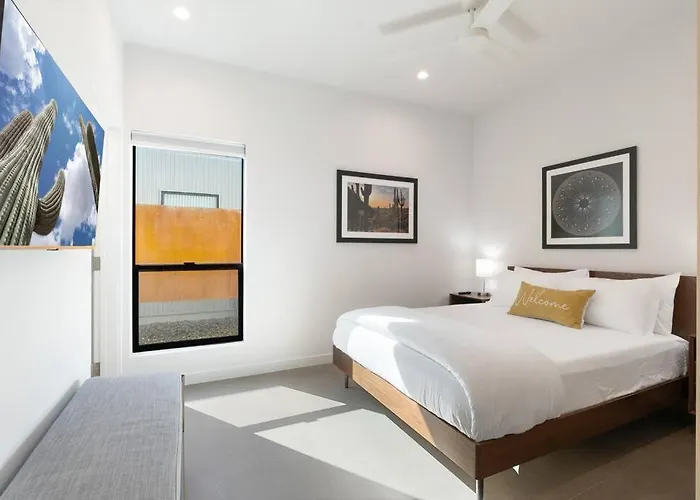 Eco-friendly 1-bedroom - 80 Walkscore! Apartment Phoenix